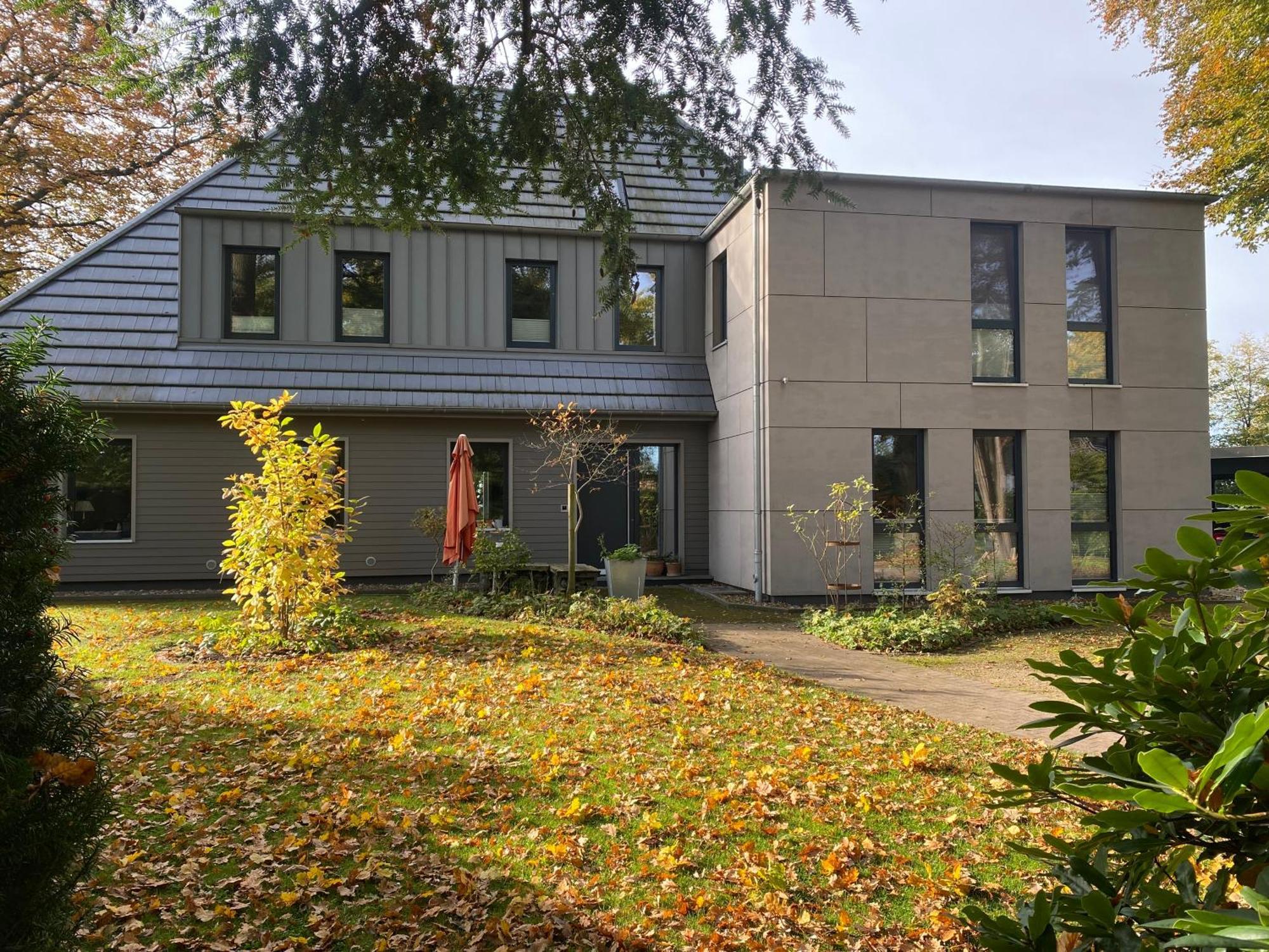 Copper Beech Place Ахим Экстерьер фото