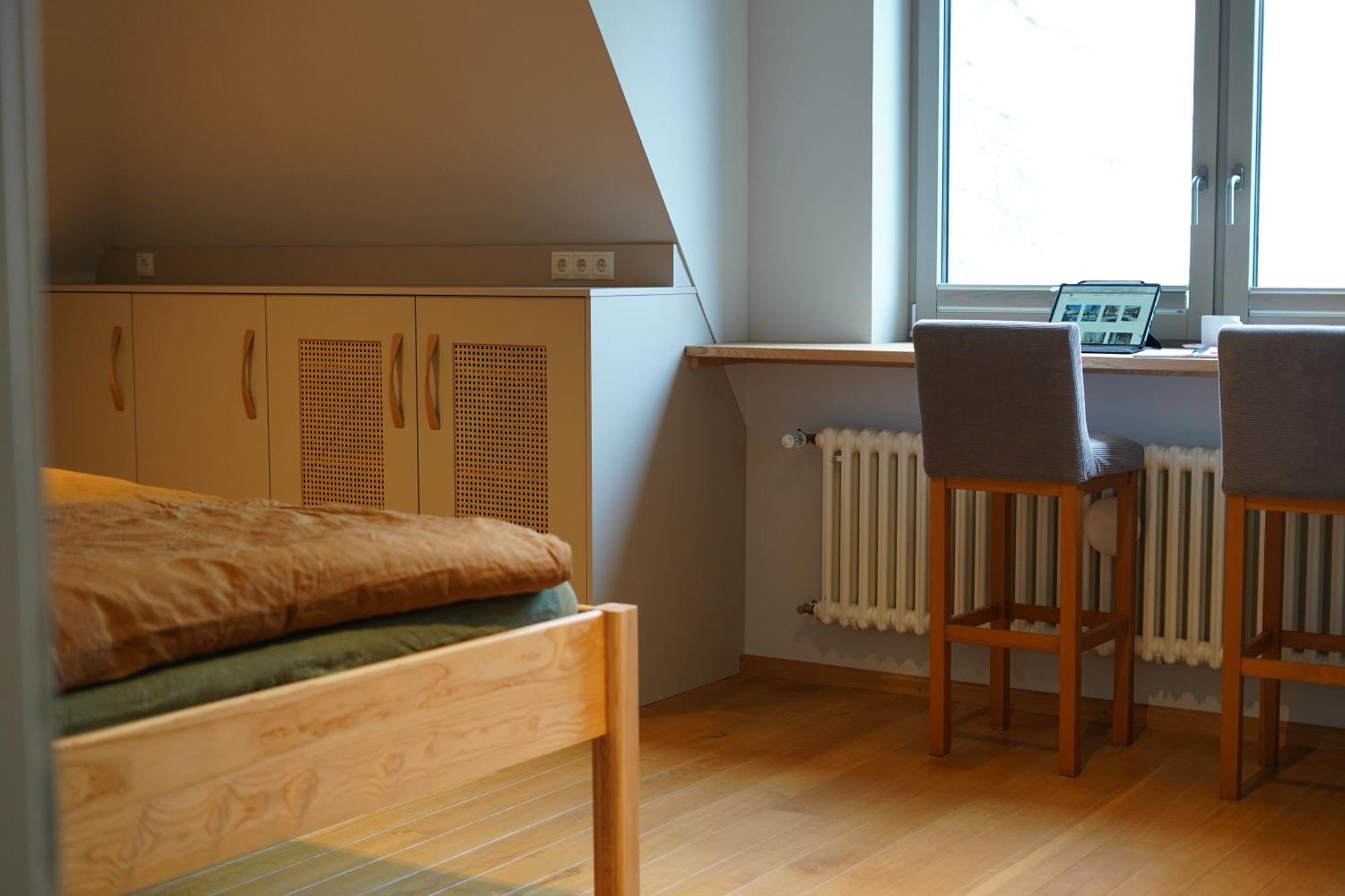 Copper Beech Place Ахим Экстерьер фото